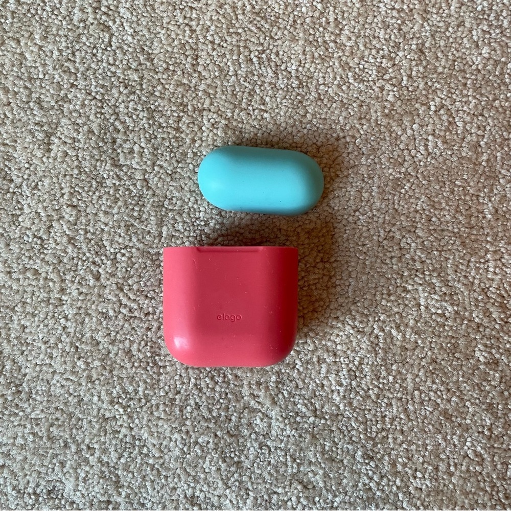 elago silicone skinny AirPods case